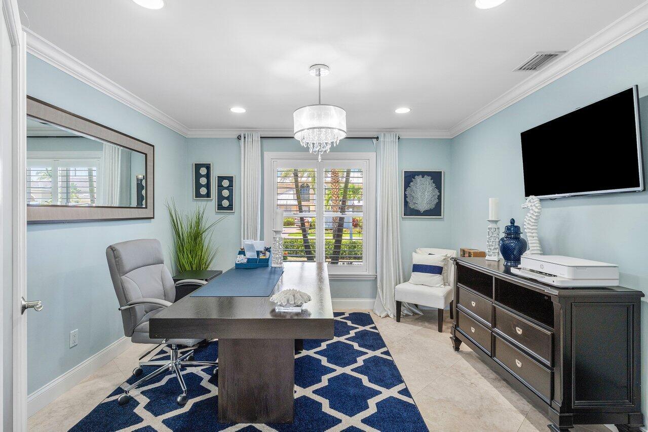 TROPIC ISLE 4TH SEC - Residential