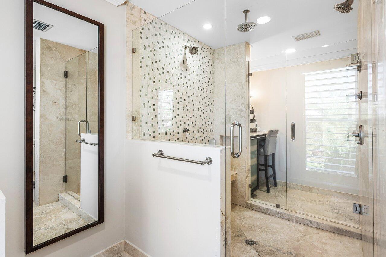 TROPIC ISLE 4TH SEC - Residential