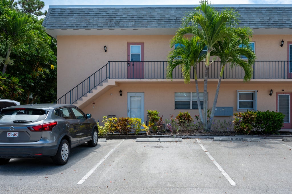Photo of 2950 SE Ocean Boulevard #39-4, Stuart, FL 34996 (MLS # R11102086)