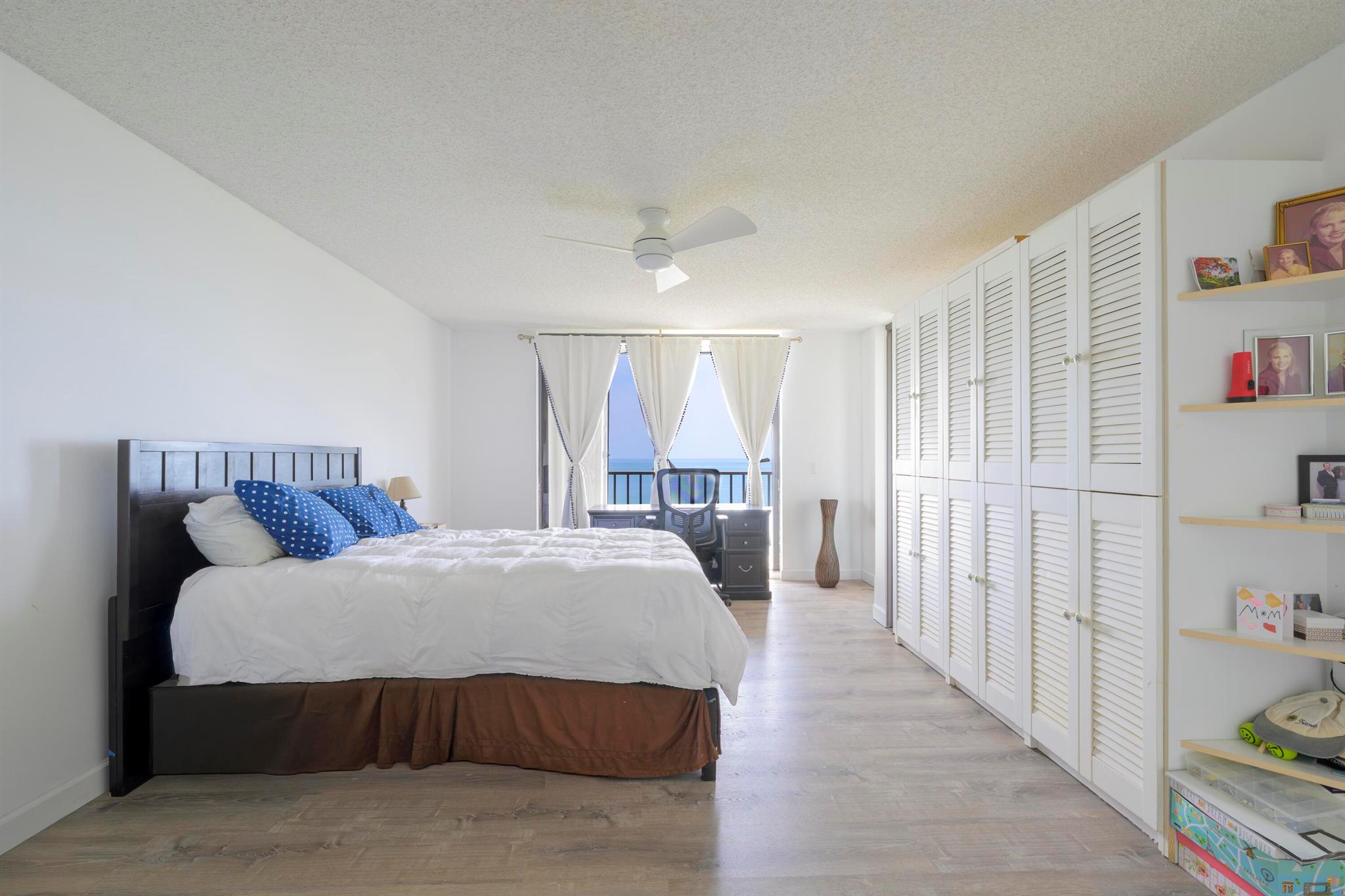 TIARA TOWERS CONDOMINIUM - Residential