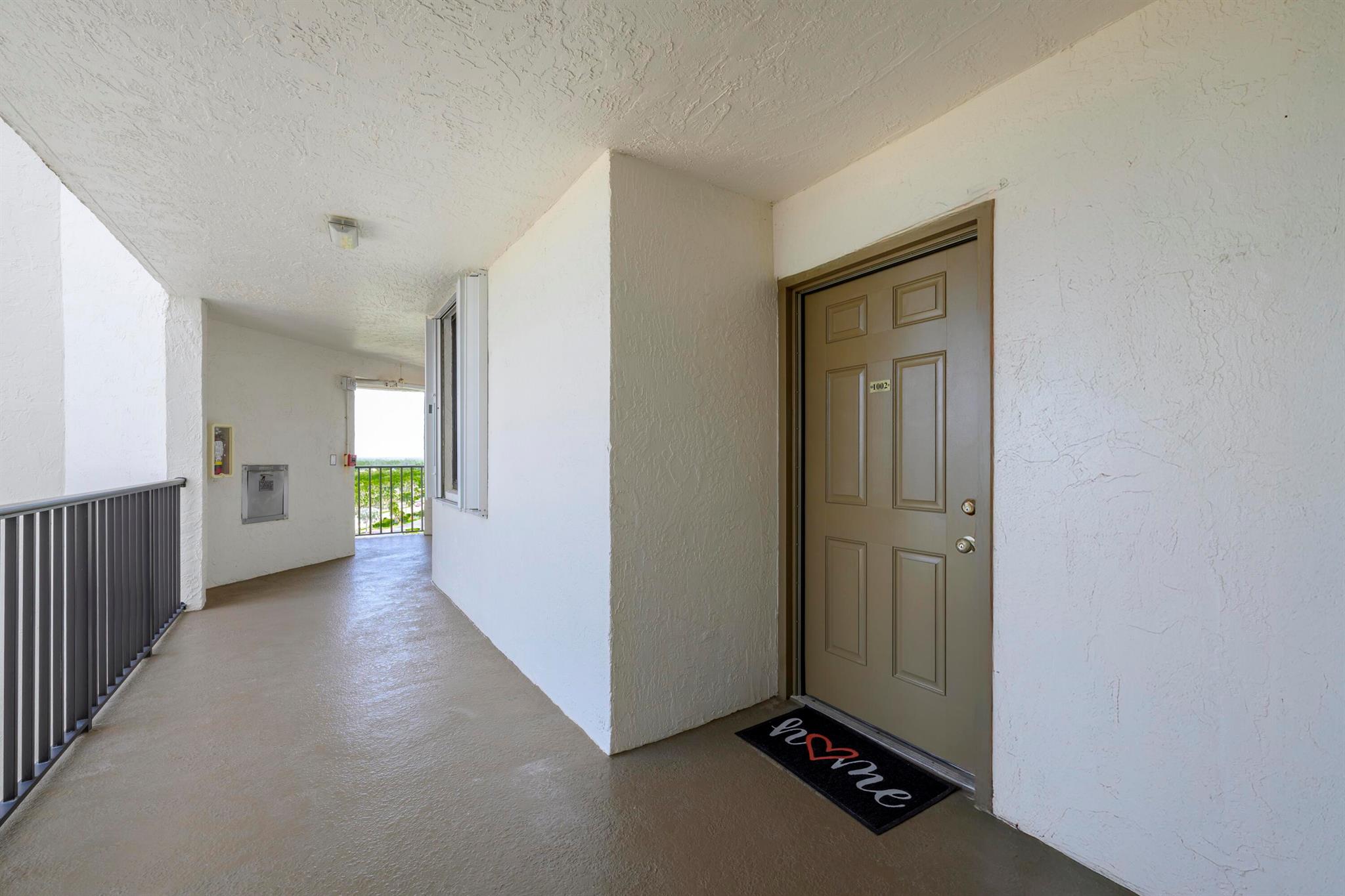 TIARA TOWERS CONDOMINIUM - Residential