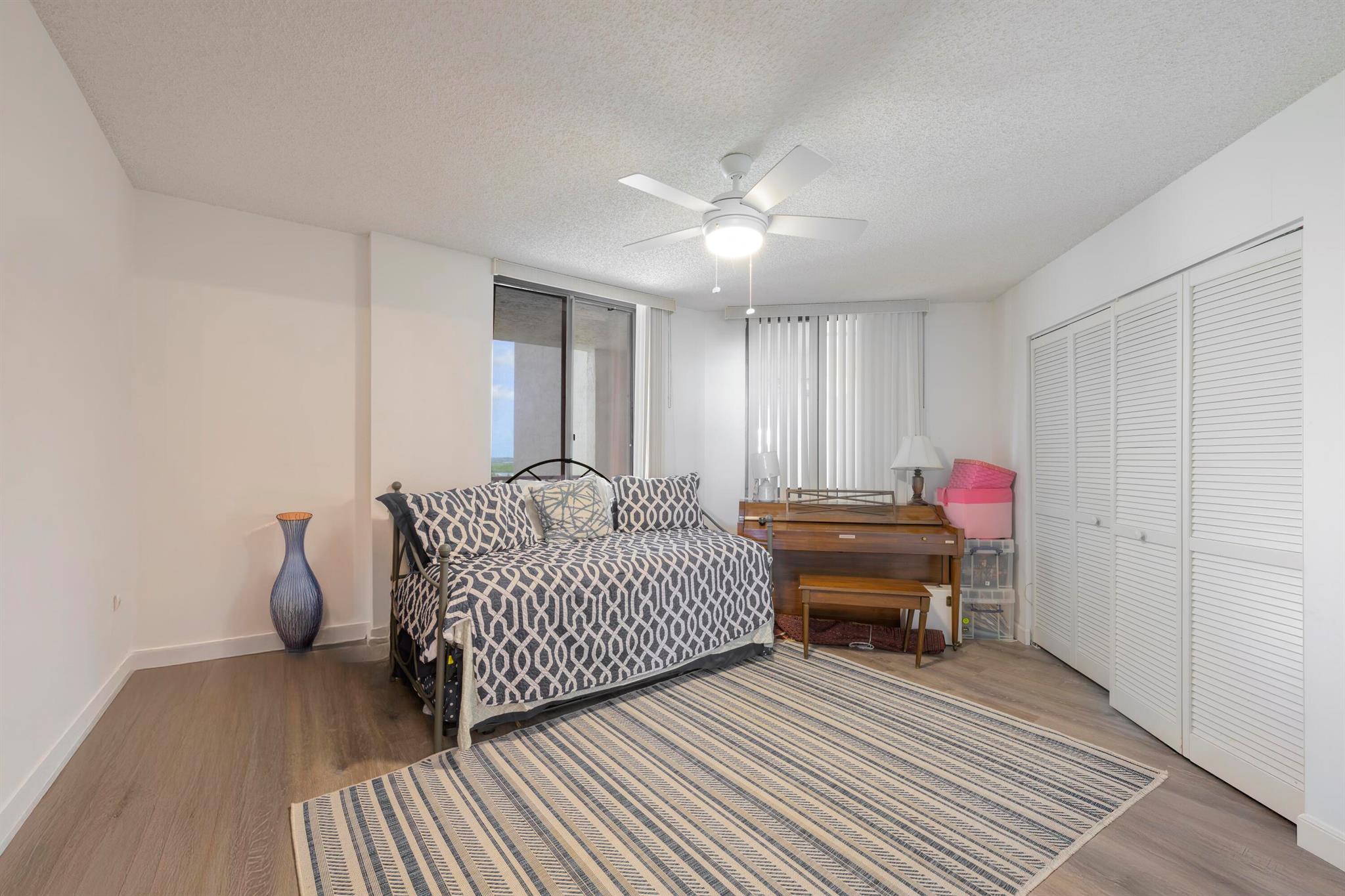 TIARA TOWERS CONDOMINIUM - Residential