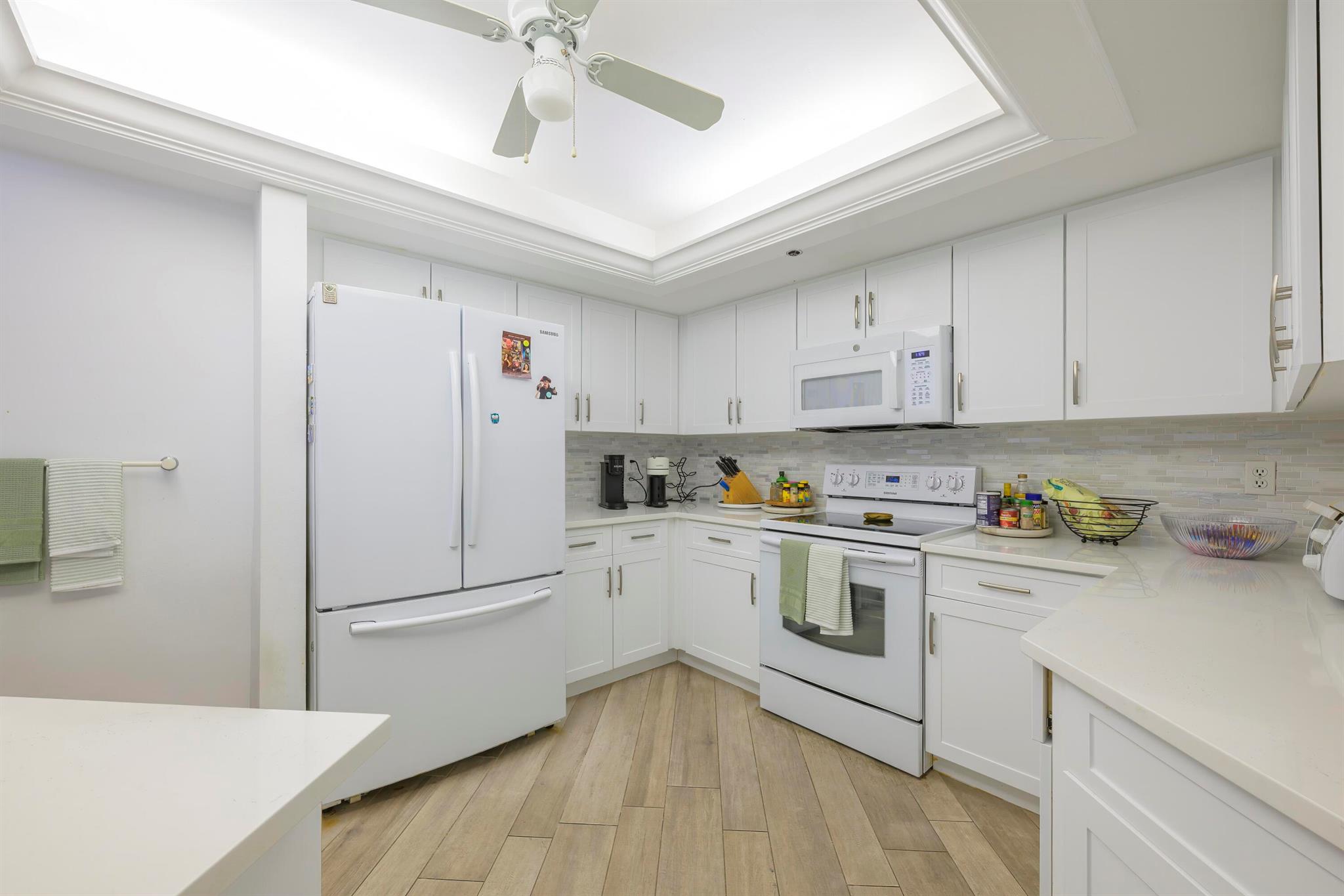 TIARA TOWERS CONDOMINIUM - Residential