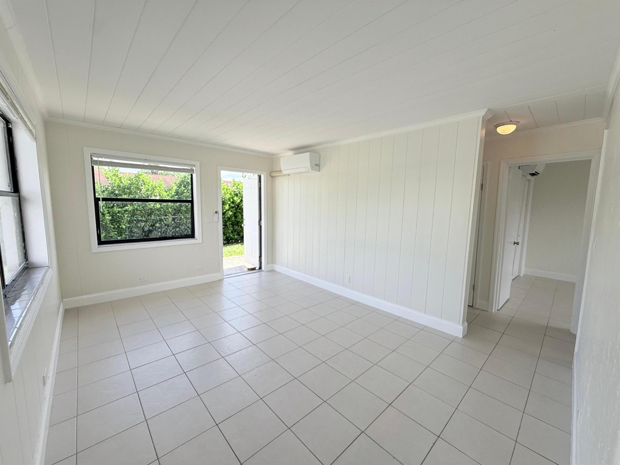 ACREHOME PARK SECOND ADD - Residential Lease