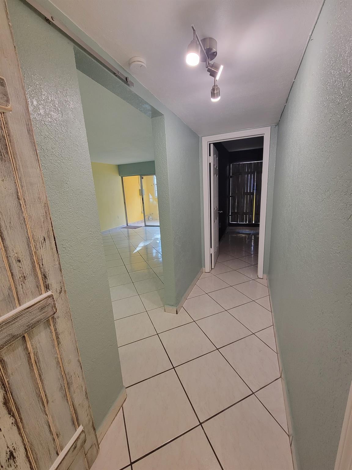 Palm East Gardens - Residential