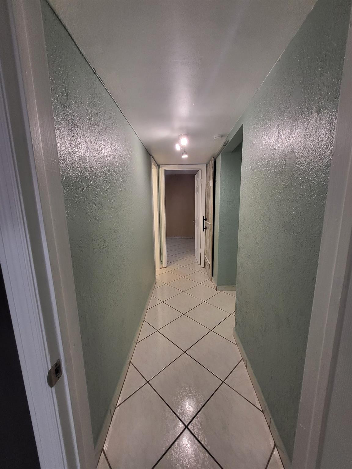 Palm East Gardens - Residential