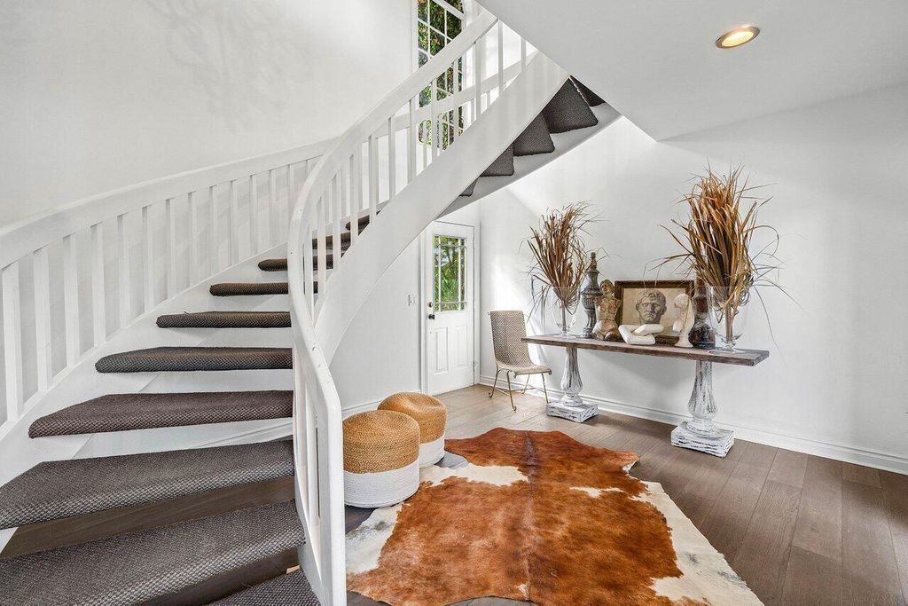 Photo of 11823 Pebblewood Drive, Wellington, FL 33414 (MLS # B26035886)