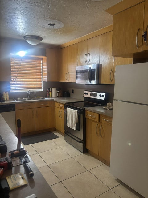 MLS: B26079807
