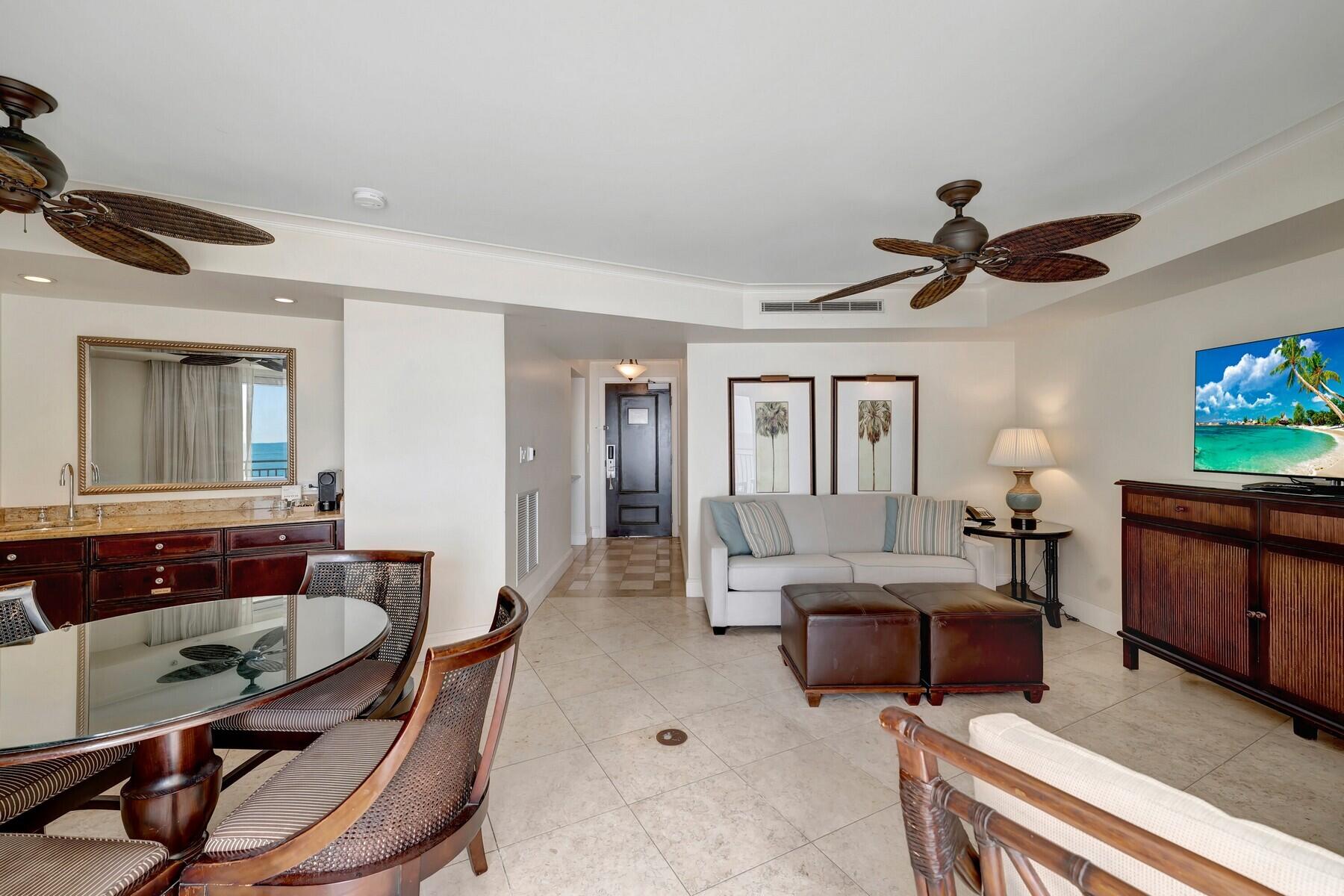 VERO BEACH HOTEL AND CLUB A CONDO - Residential