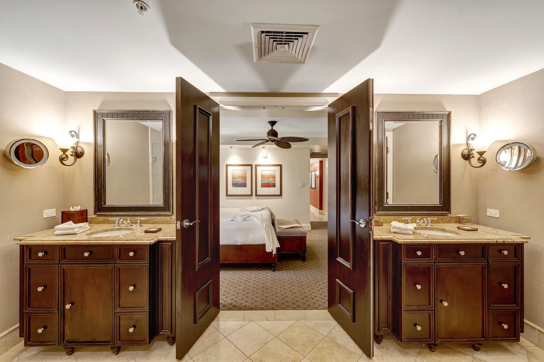 VERO BEACH HOTEL AND CLUB A CONDO - Residential