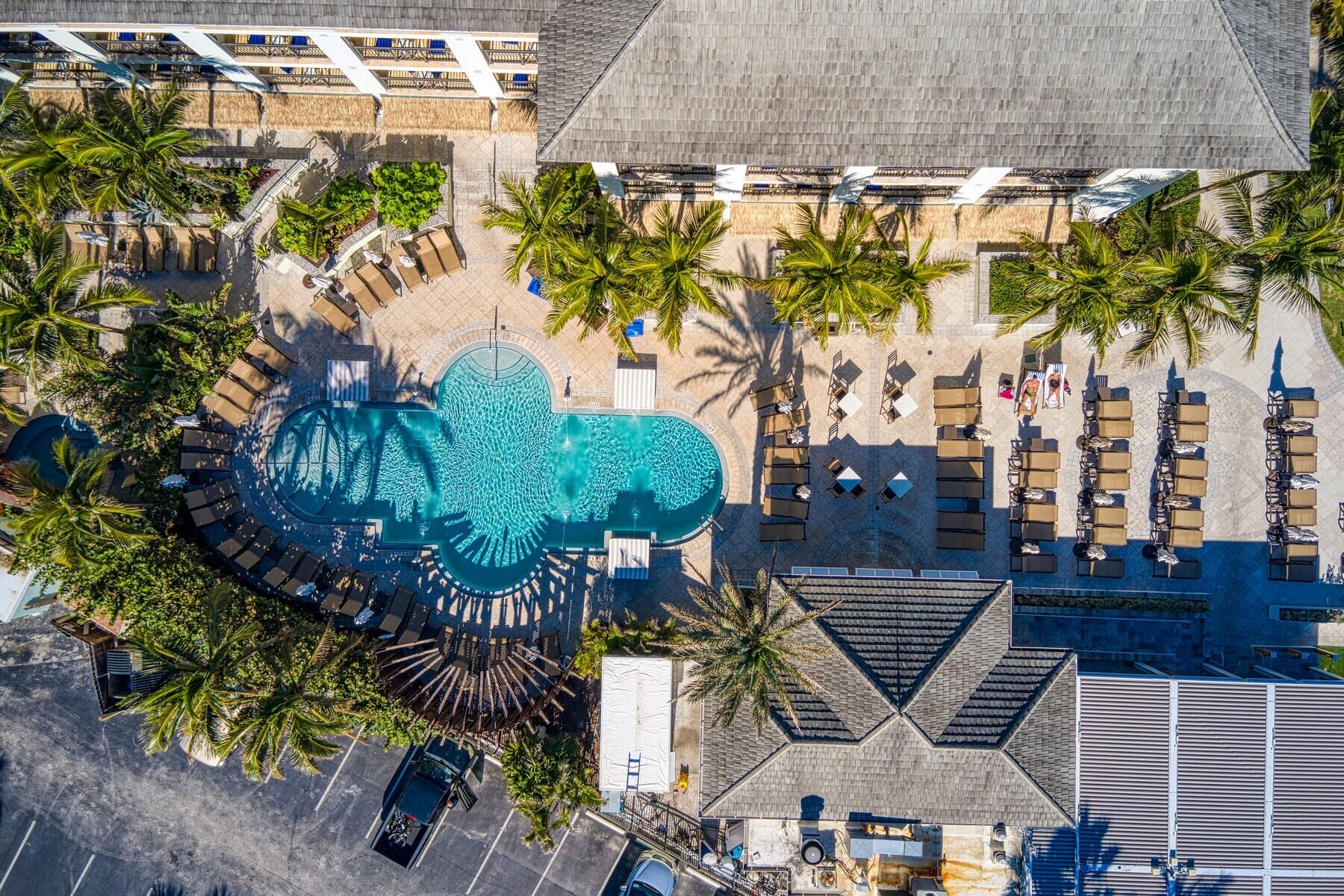 VERO BEACH HOTEL AND CLUB A CONDO - Residential