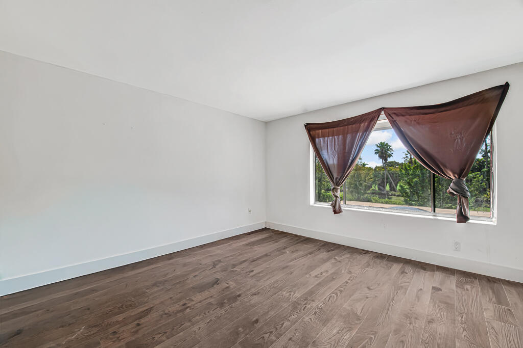 FOUNTAINS OF PALM BEACH CONDO 2 - Residential