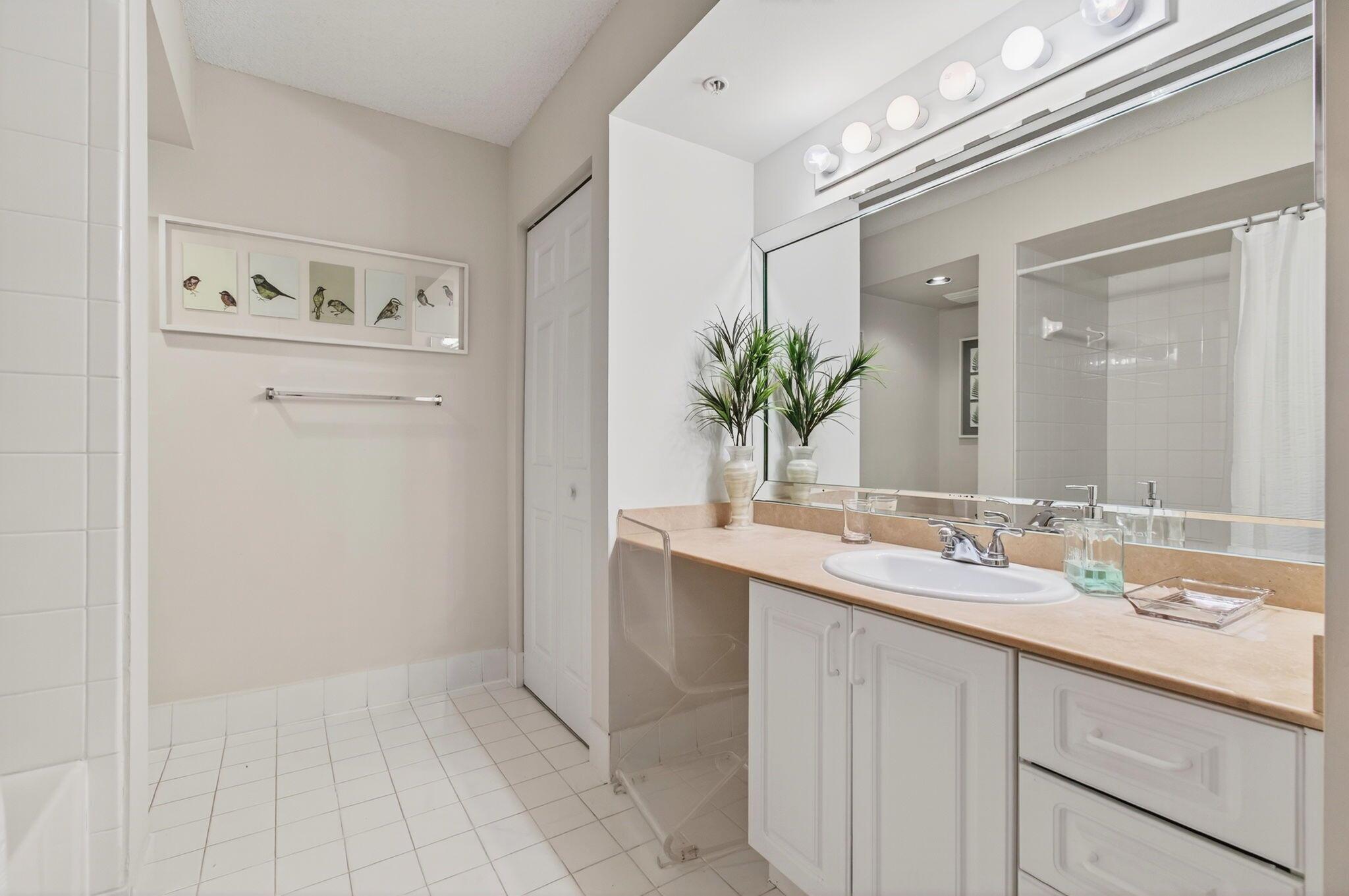 HIGHLAND BEACH CLUB CONDO - Residential Lease
