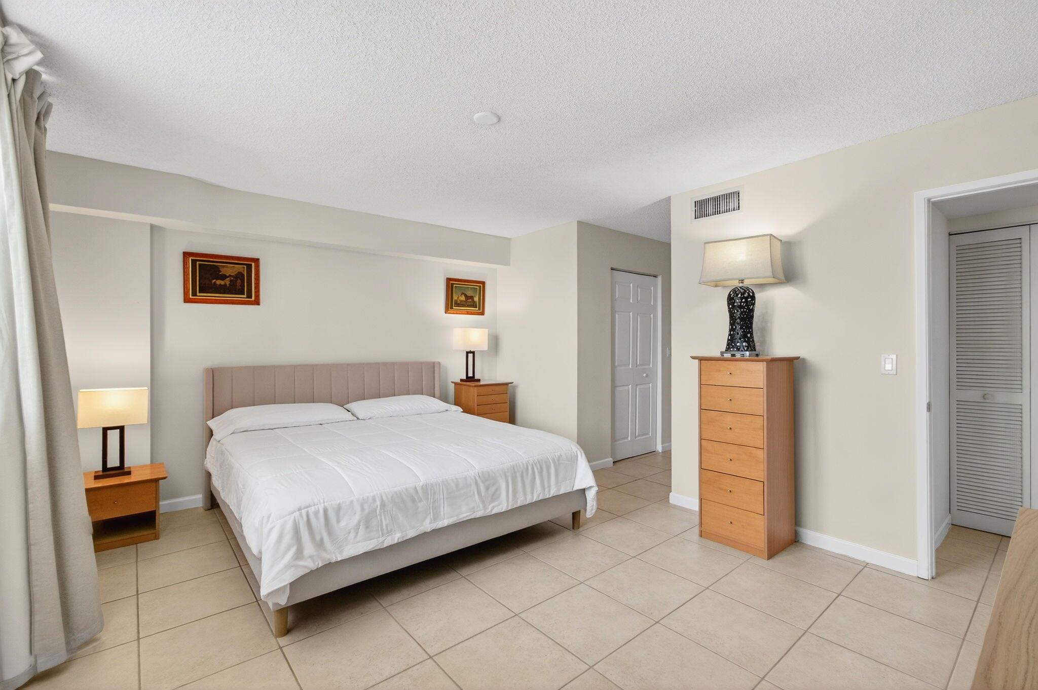 HIGHLAND BEACH CLUB CONDO - Residential Lease