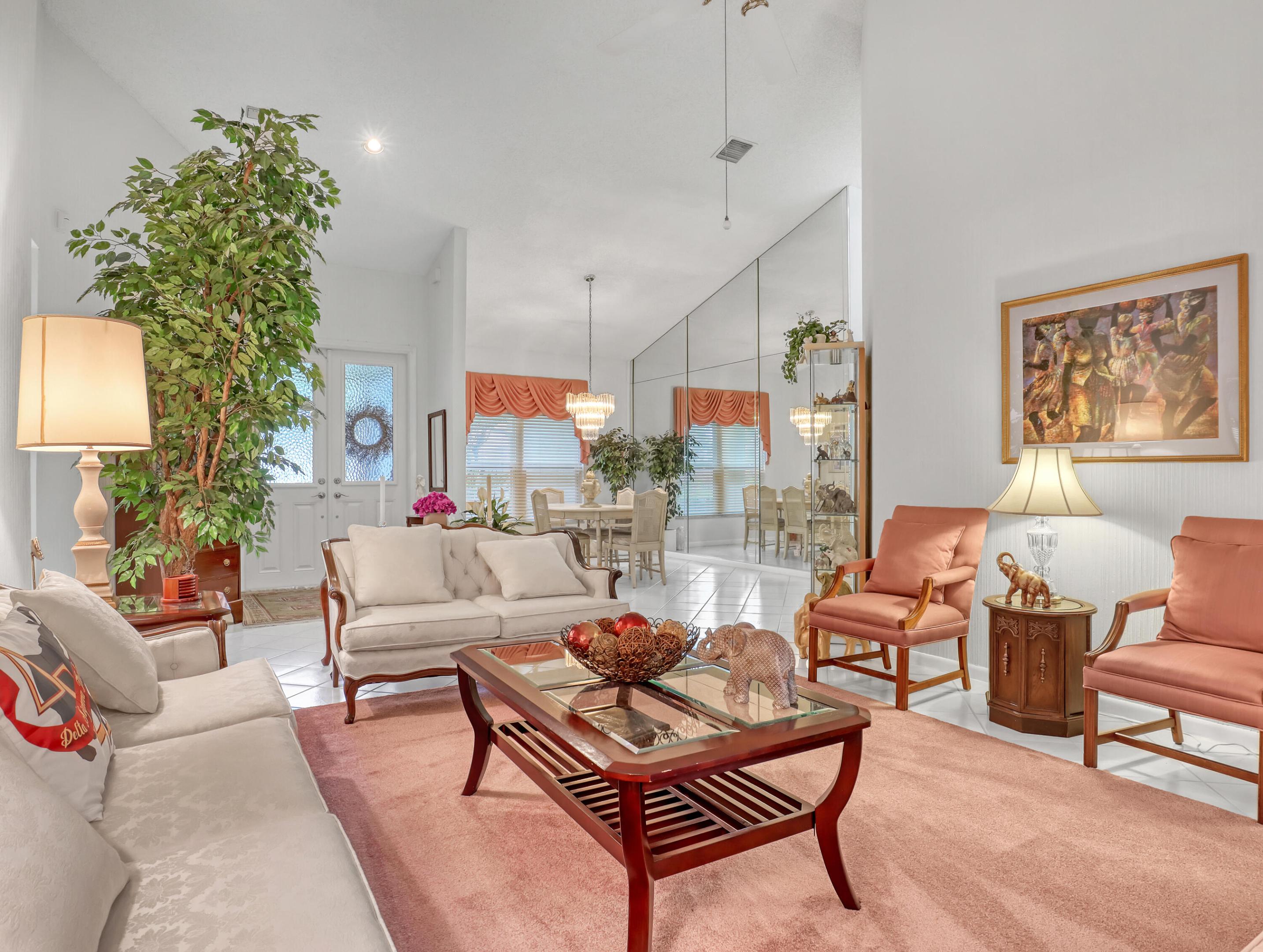 FAIRWAYS OF DELRAY - Residential