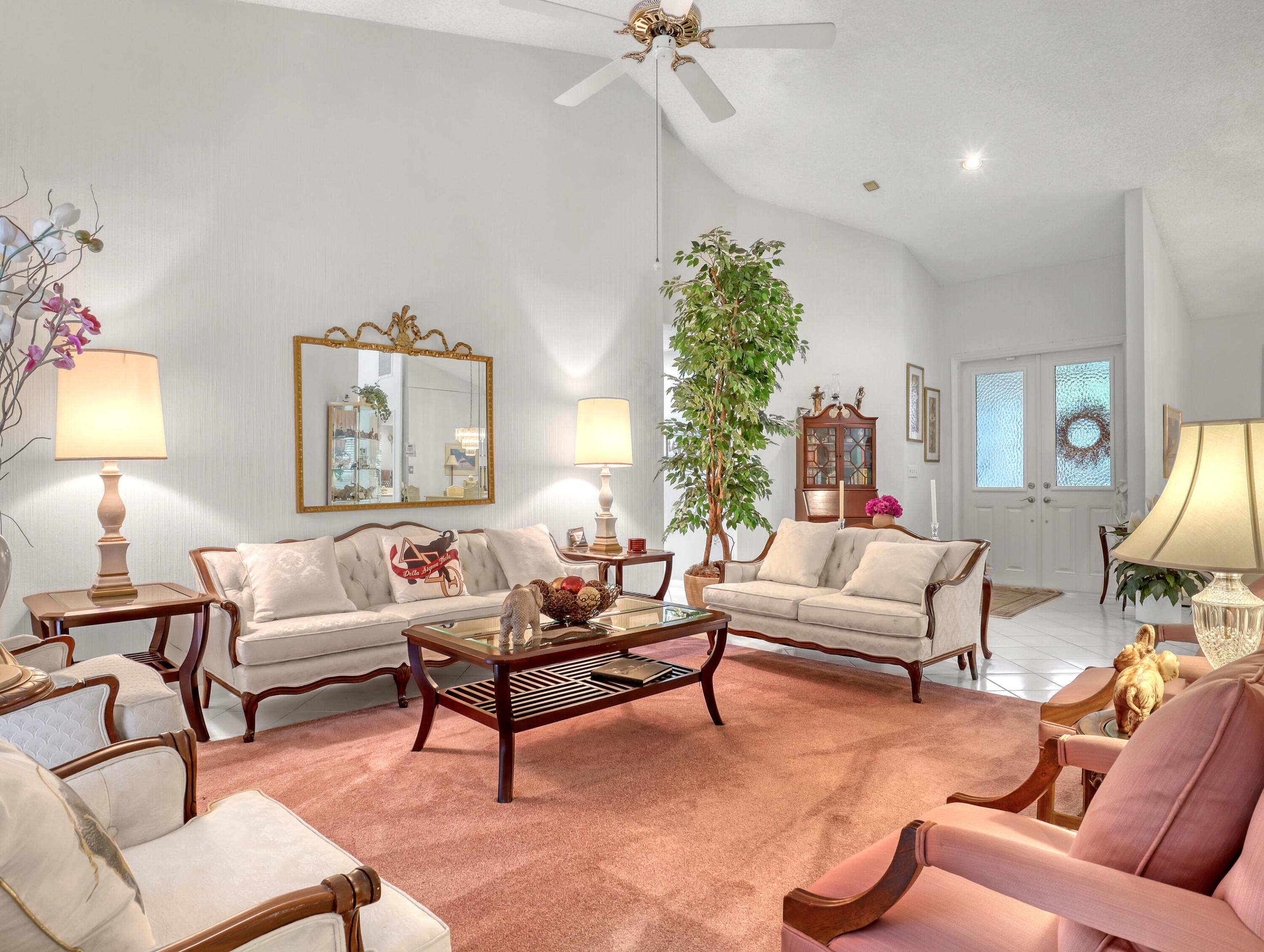 FAIRWAYS OF DELRAY - Residential