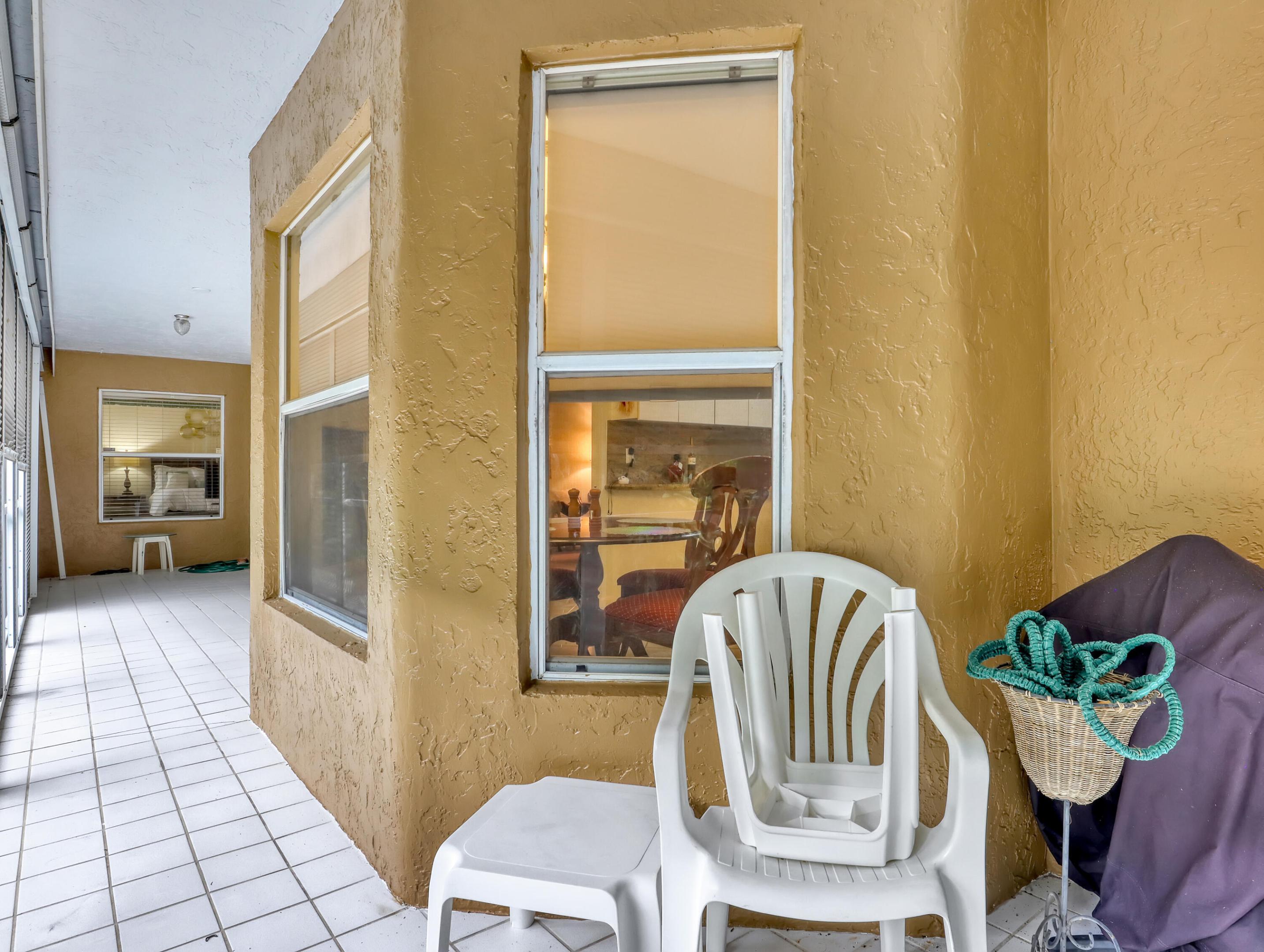 FAIRWAYS OF DELRAY - Residential