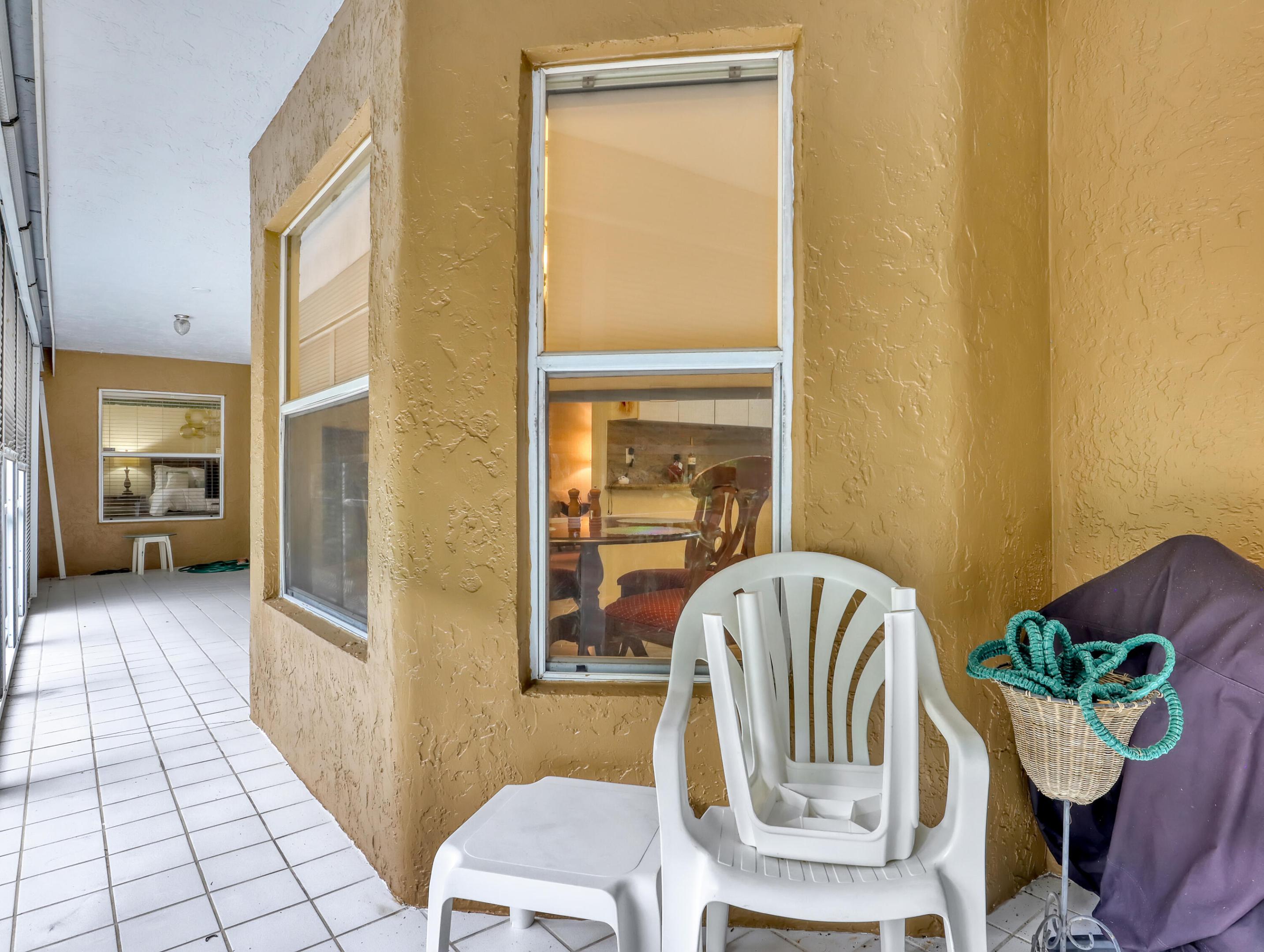 FAIRWAYS OF DELRAY - Residential