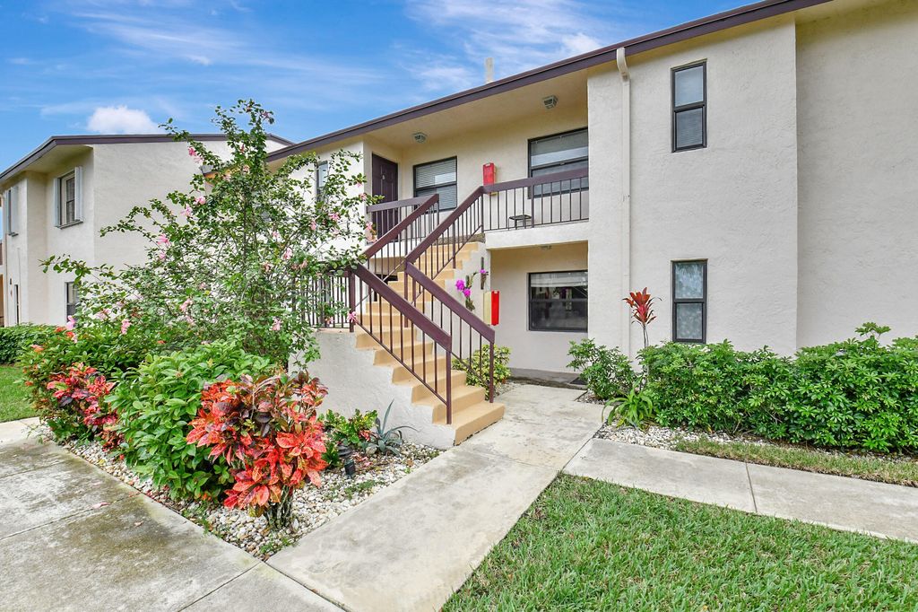 Photo of 7911 Eastlake Drive #6-E, Boca Raton, FL 33433 (MLS # R10946874)