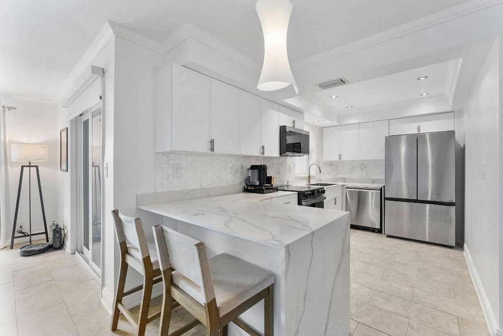 Photo of 3200 NE 10th Street #7, Pompano Beach, FL 33062 (MLS # R11140408)