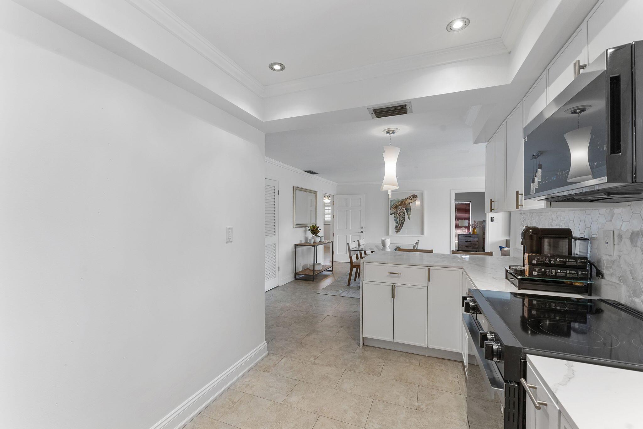 POMPANO BEACH HOUSE - Residential Lease