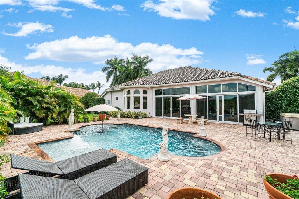 EQUESTRIAN CLUB ESTATES 1 - Residential