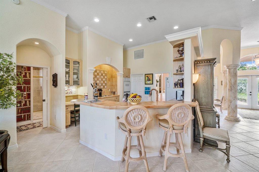 EQUESTRIAN CLUB ESTATES 1 - Residential