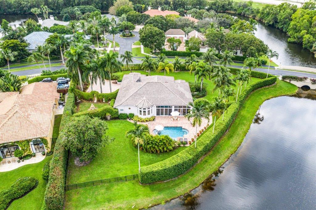 EQUESTRIAN CLUB ESTATES 1 - Residential