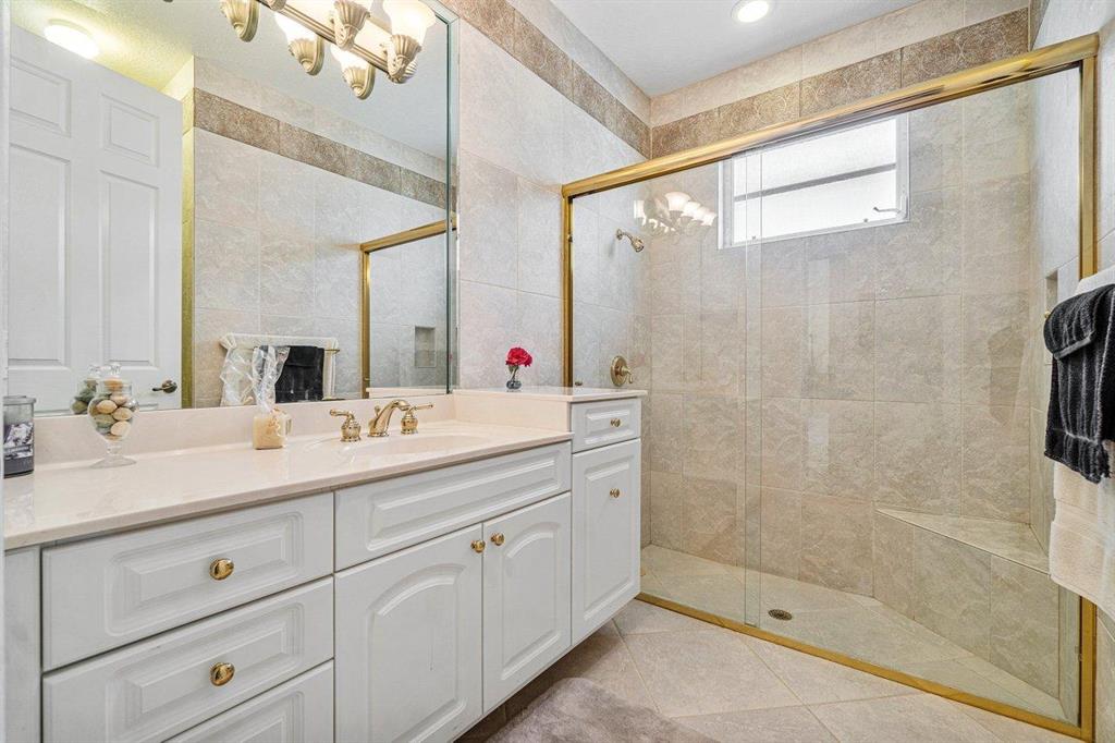 EQUESTRIAN CLUB ESTATES 1 - Residential