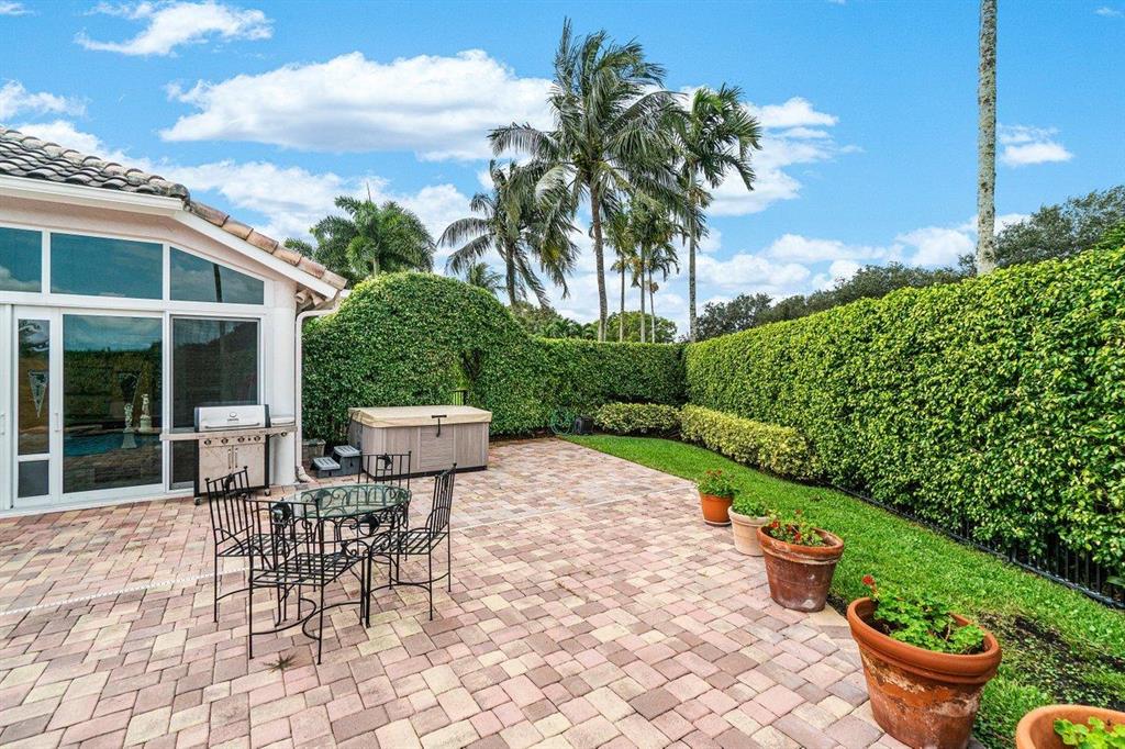 EQUESTRIAN CLUB ESTATES 1 - Residential