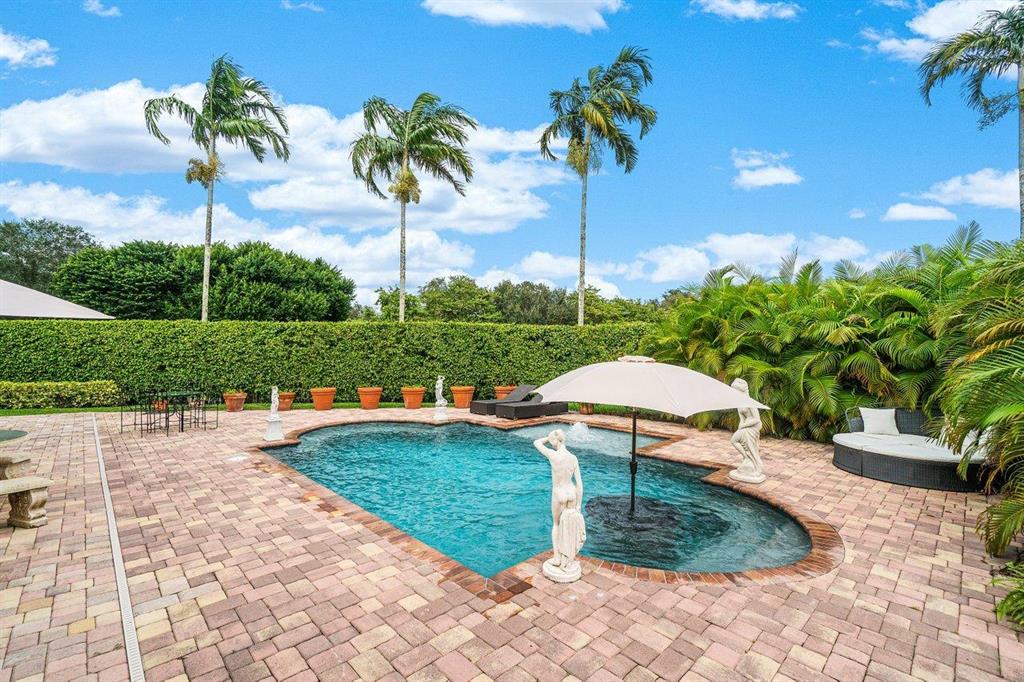 EQUESTRIAN CLUB ESTATES 1 - Residential