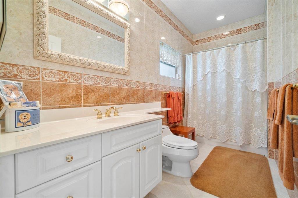 EQUESTRIAN CLUB ESTATES 1 - Residential