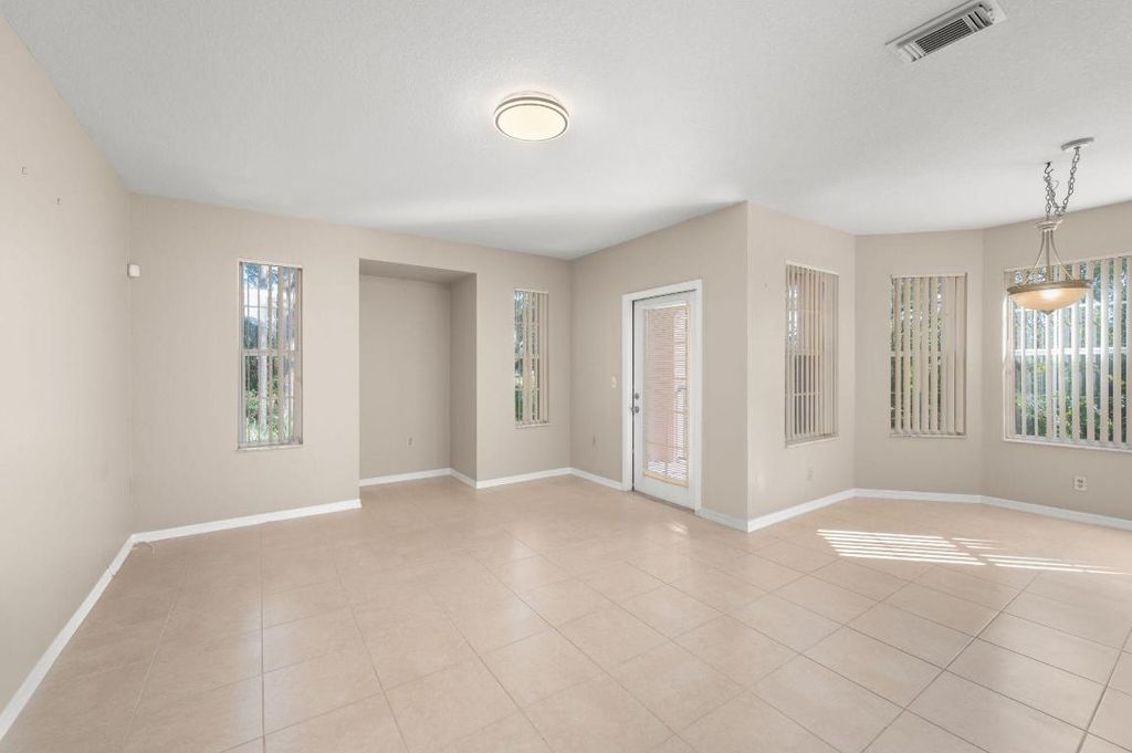 Photo of 112 SW Peacock Boulevard #7202, Port Saint Lucie, FL 34986 (MLS # R11152202)