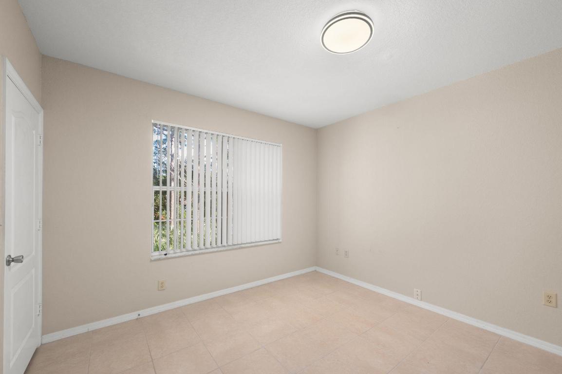 THE BELMONT II AT ST LUCIE WEST, A CONDOMINIUM - Residential Lease