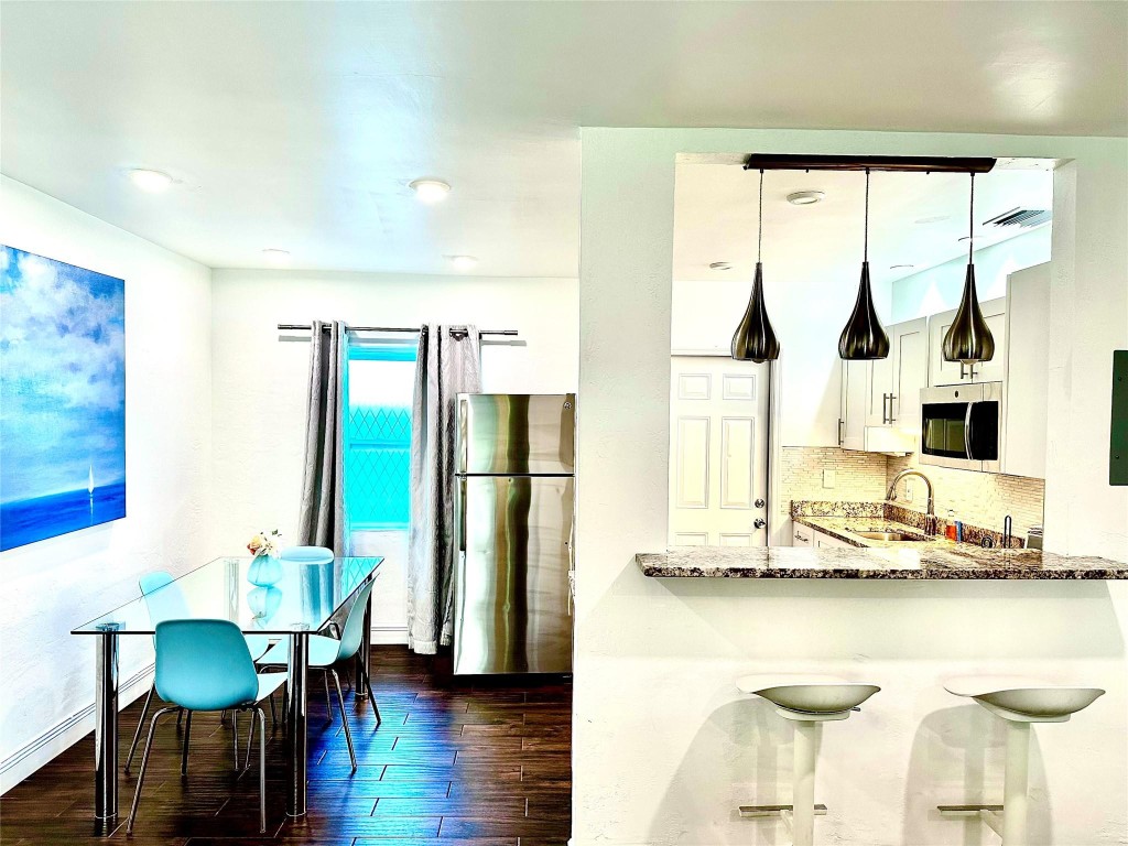 Middle River Park 5-28 B - Residential Income