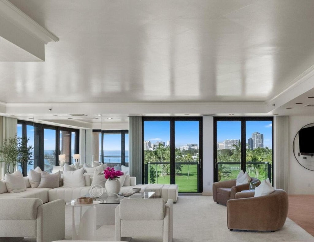 Photo of 2 N BREAKERS Row #N45, Palm Beach, FL 33480 (MLS # B26089192)