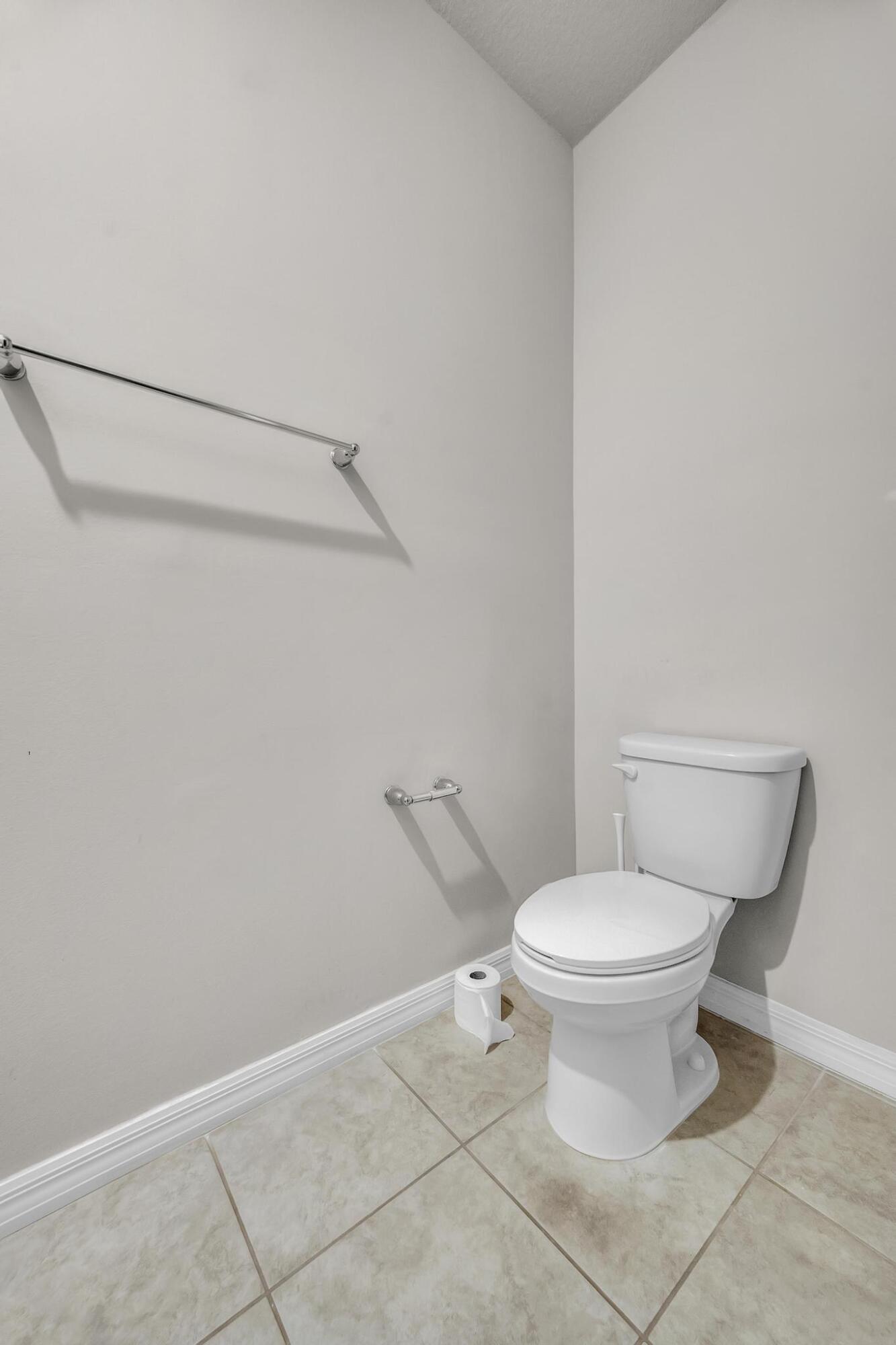 FONTANA TOWNHOMES - Residential