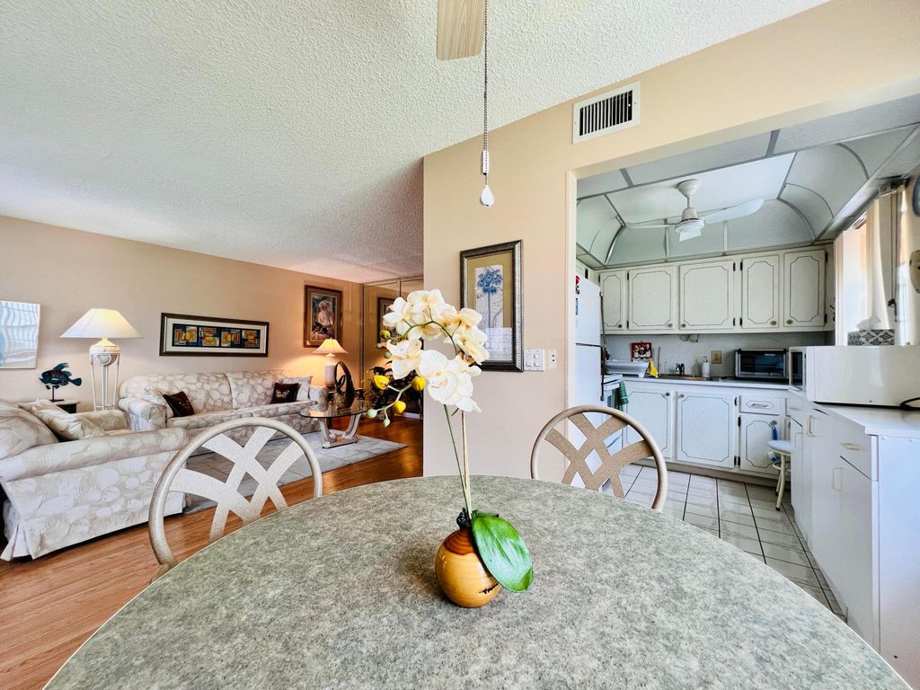 Photo of 161 Northampton I, West Palm Beach, FL 33417 (MLS # B26030555)