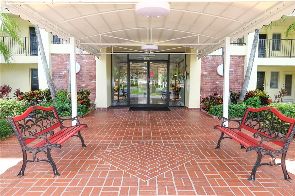 Palm Aire Country Club - Residential