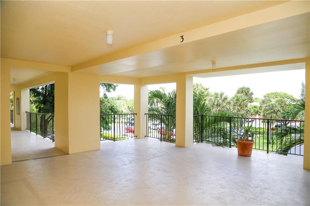 Palm Aire Country Club - Residential