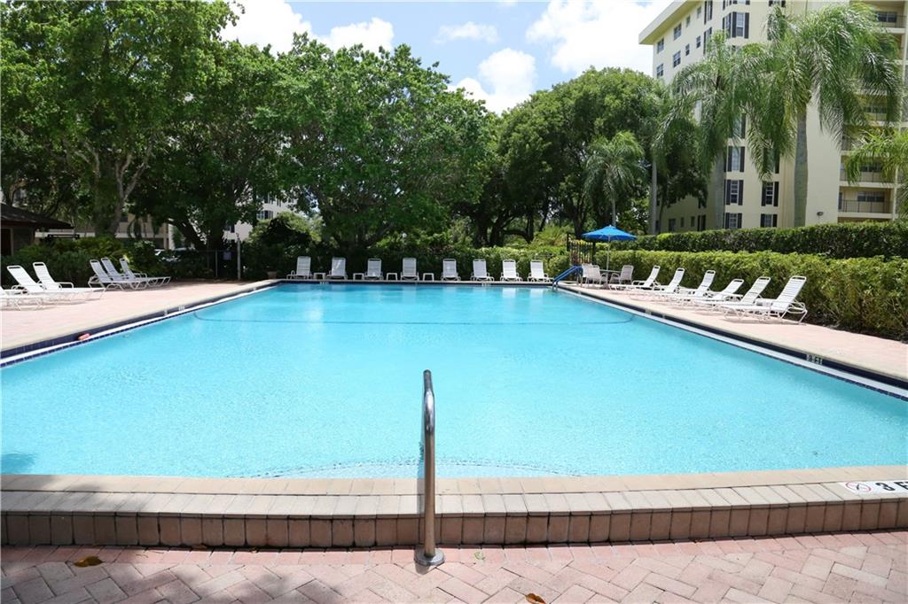 Palm Aire Country Club - Residential