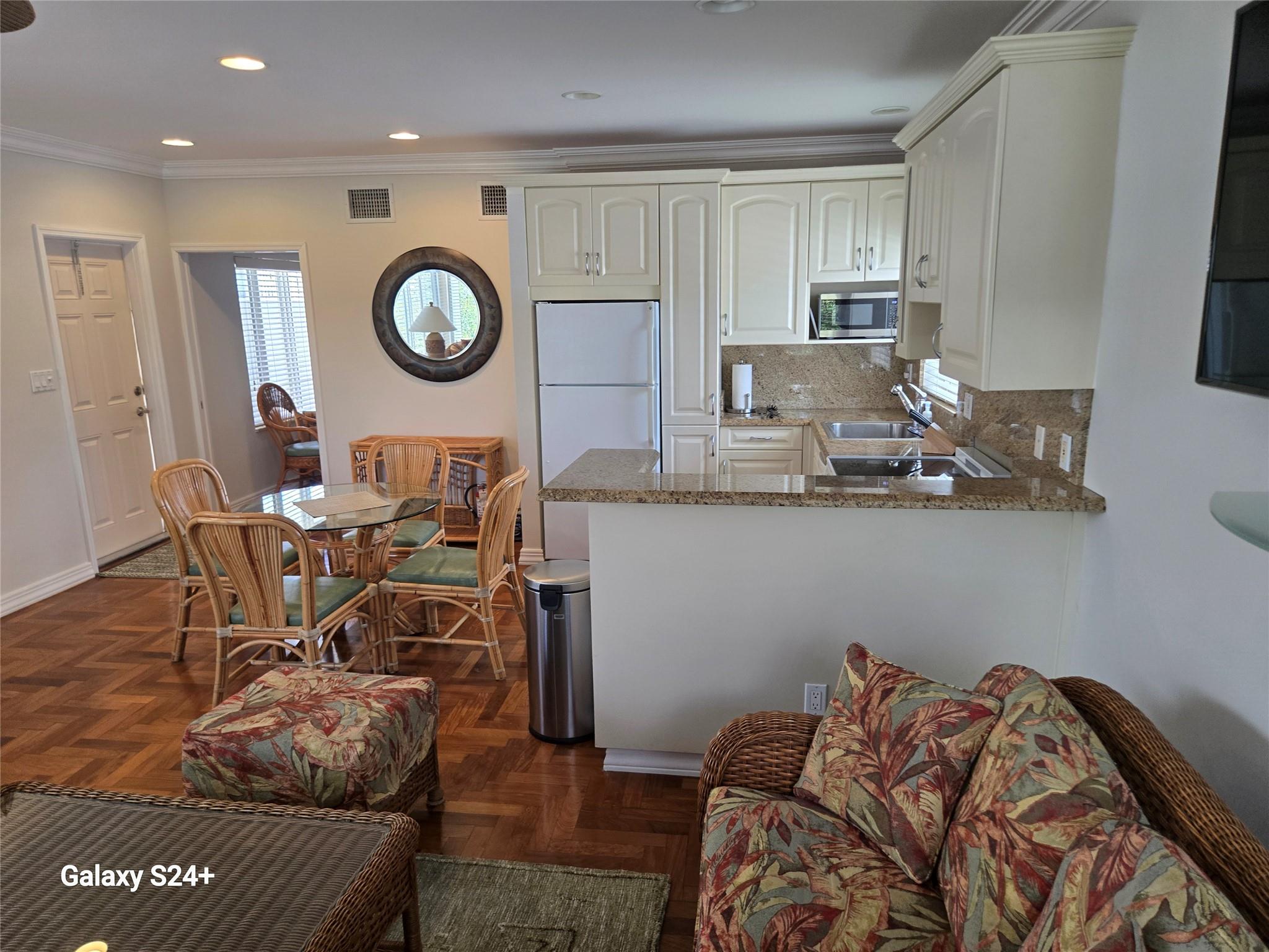 Lauderdale By The Sea 6-2 - Residential Lease