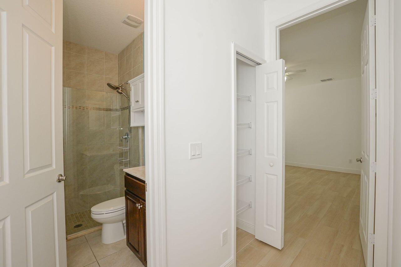 PORT ST LUCIE SECTION  34 - Residential Lease