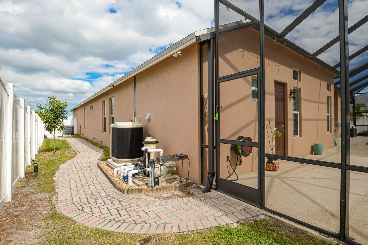 PORT ST LUCIE SECTION  34 - Residential Lease