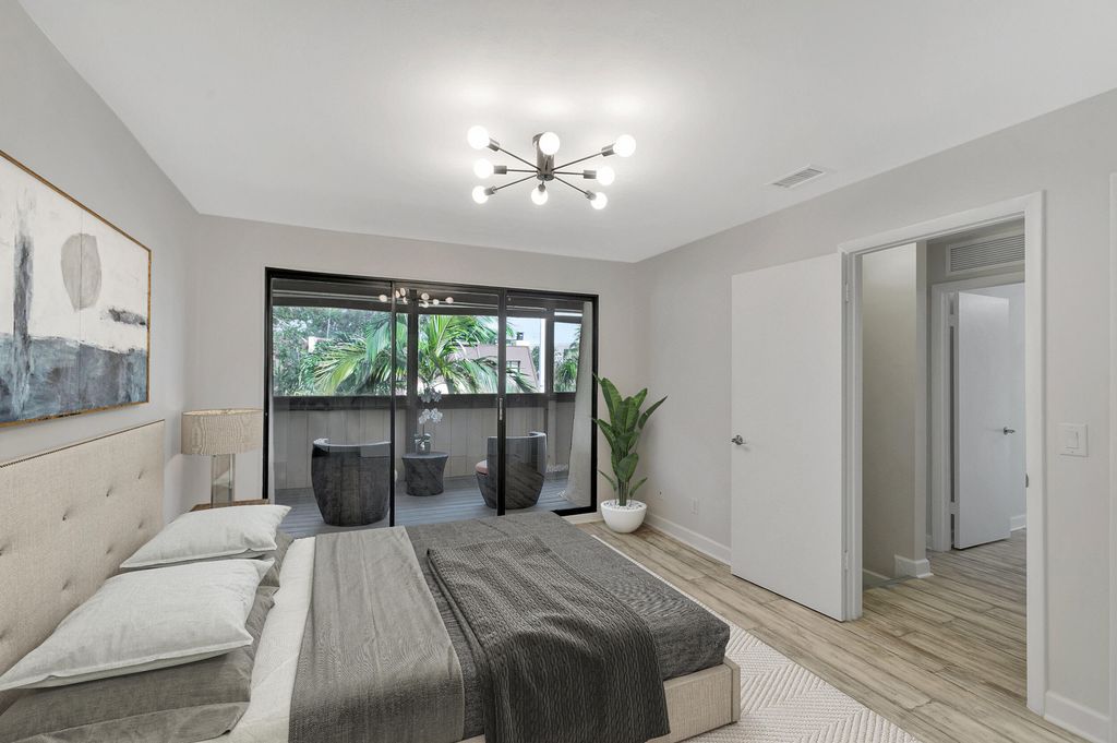 Photo of 3530 E Gardens East Drive E #B, Palm Beach Gardens, FL 33410 (MLS # R10946463)