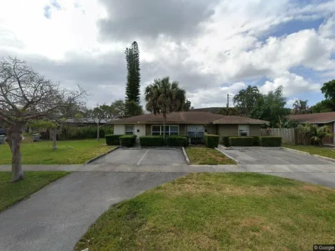 330 #2 Avondale, Pompano Beach, FL MLS: F10493783