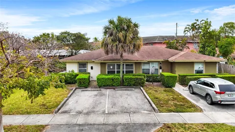 330 #2 Avondale, Pompano Beach, FL MLS: F10493783