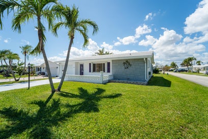 1601 SW 18TH Street SW Boynton Beach FL 33426