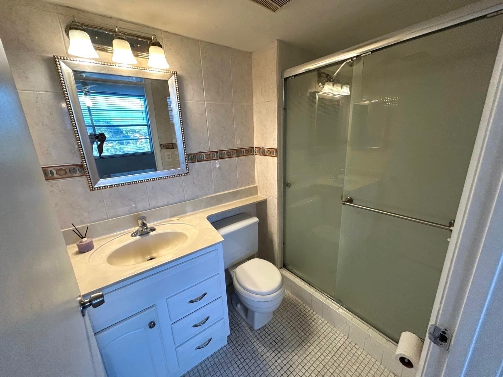 17 OF PALM SPRINGS 2 COND - Residential Lease