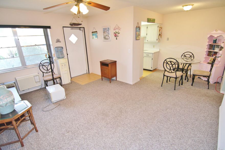 Beautiful 1 bedroom 1 bath condo, ground floor, off street parking right outside your front door, walk-in storage closet, central air, dining area 4 blocks away from downtown activities, close to beach and more